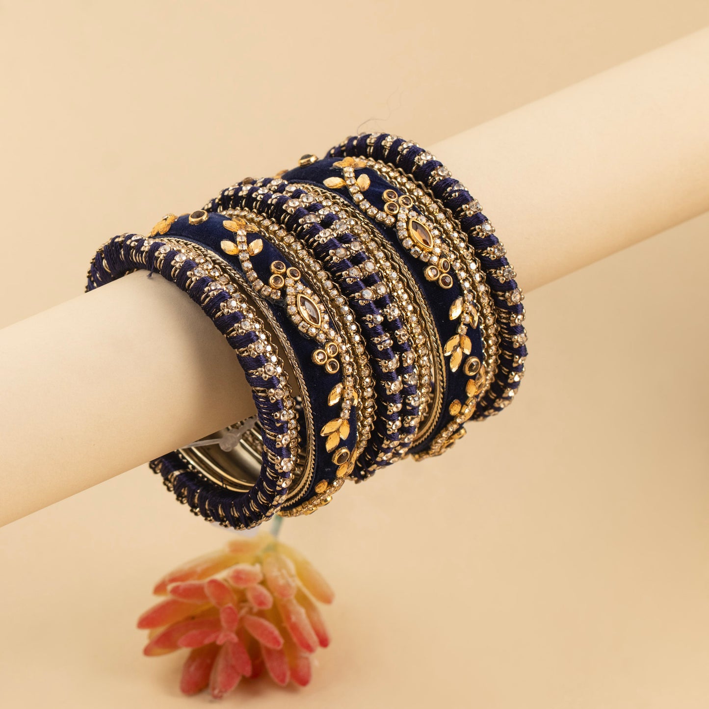 Fancy Bangles B114 ( 10 piece)