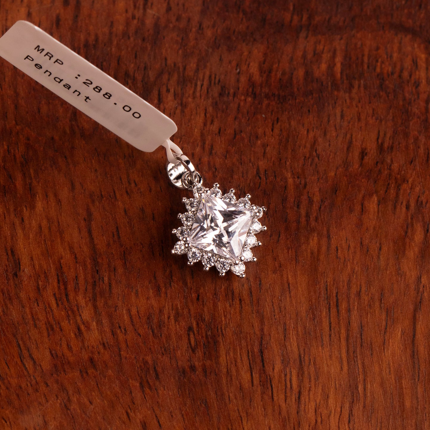 AD Pendant P05
