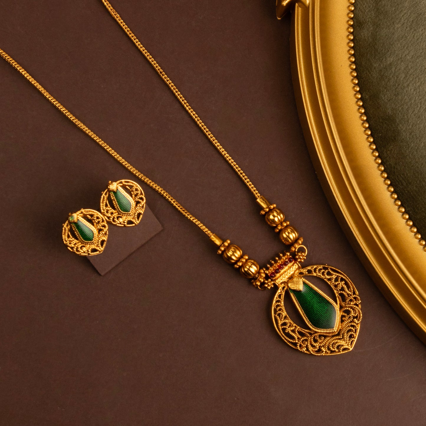 Necklace 931