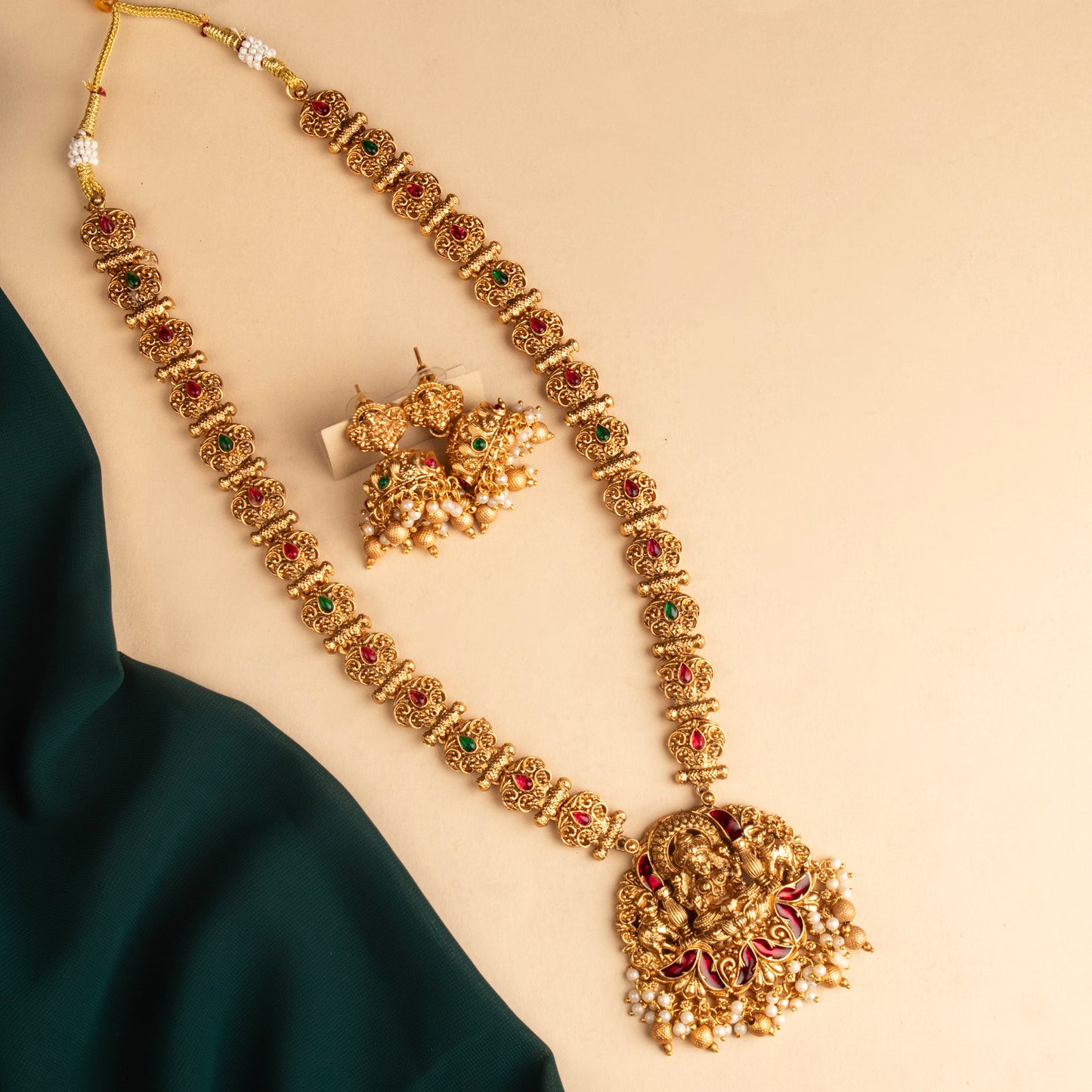 Necklace 742