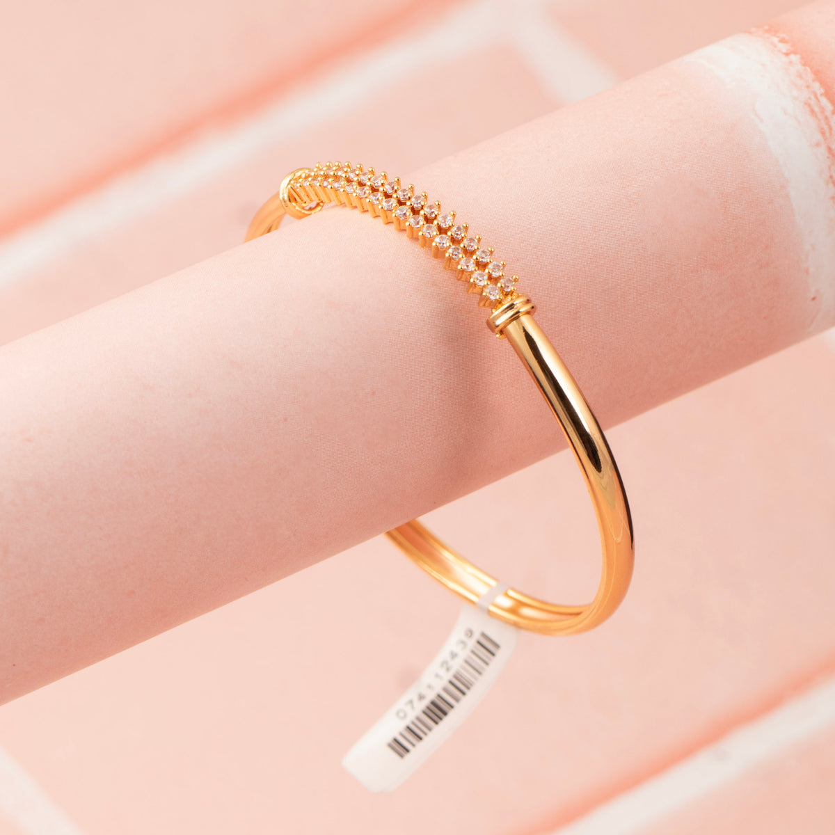 Cuff Bangle B70