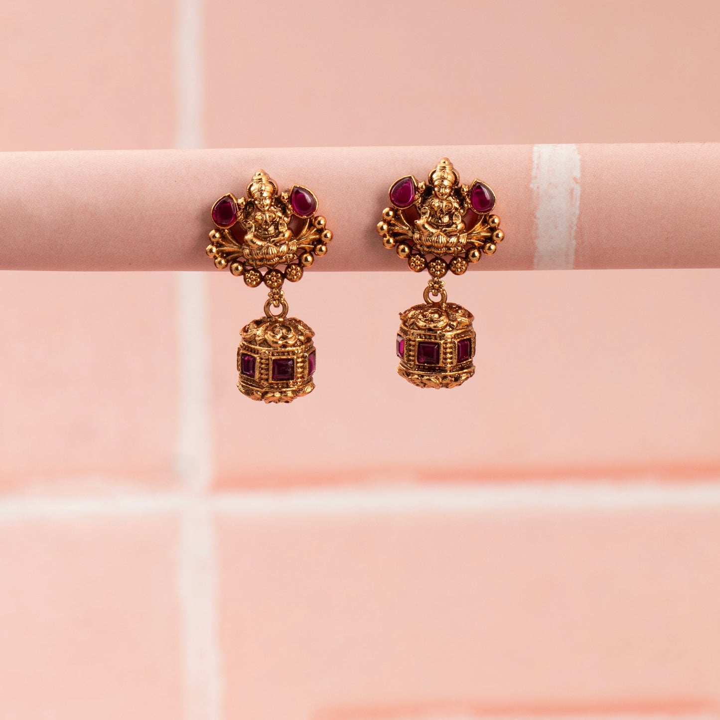 Premium Antique Earrings E412