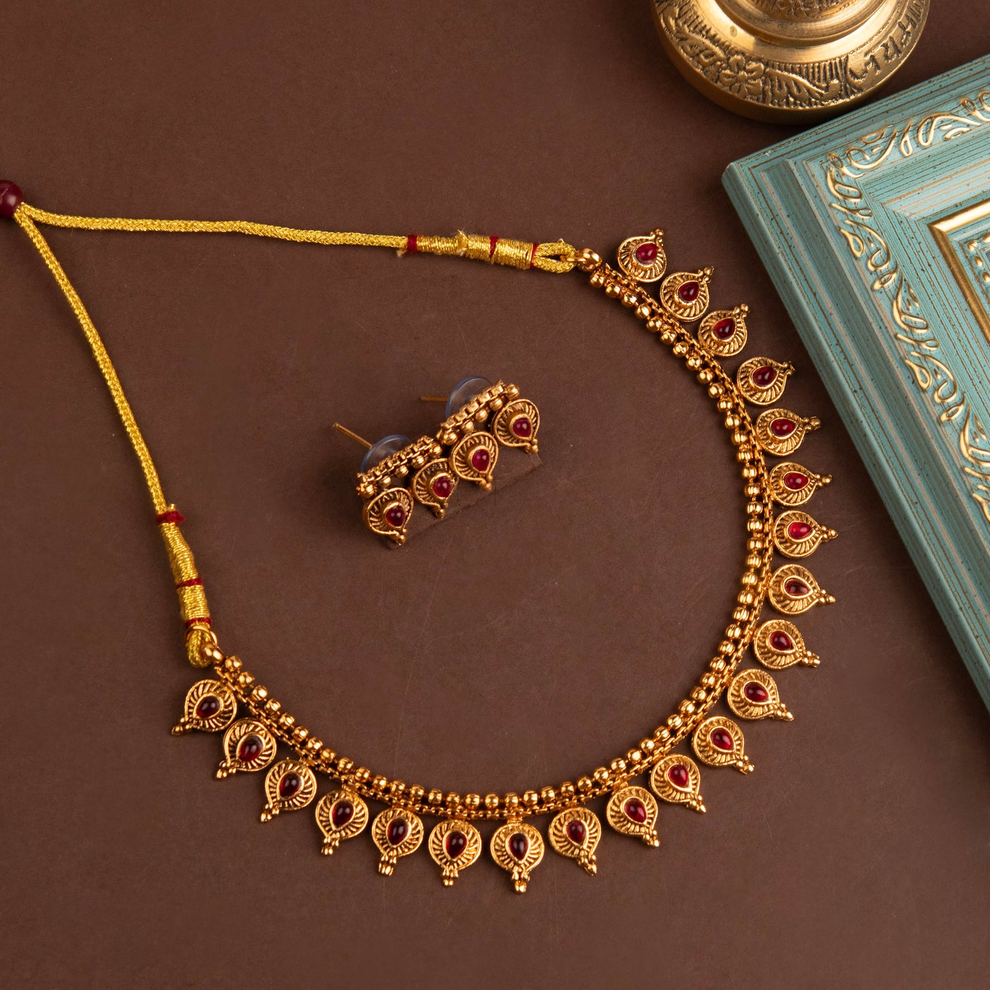 Necklace 402