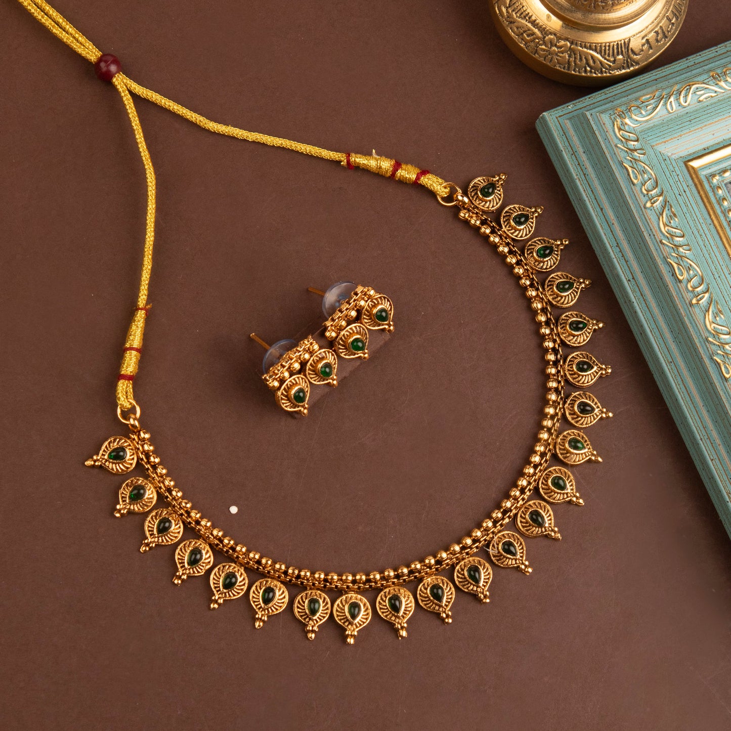 Necklace 402