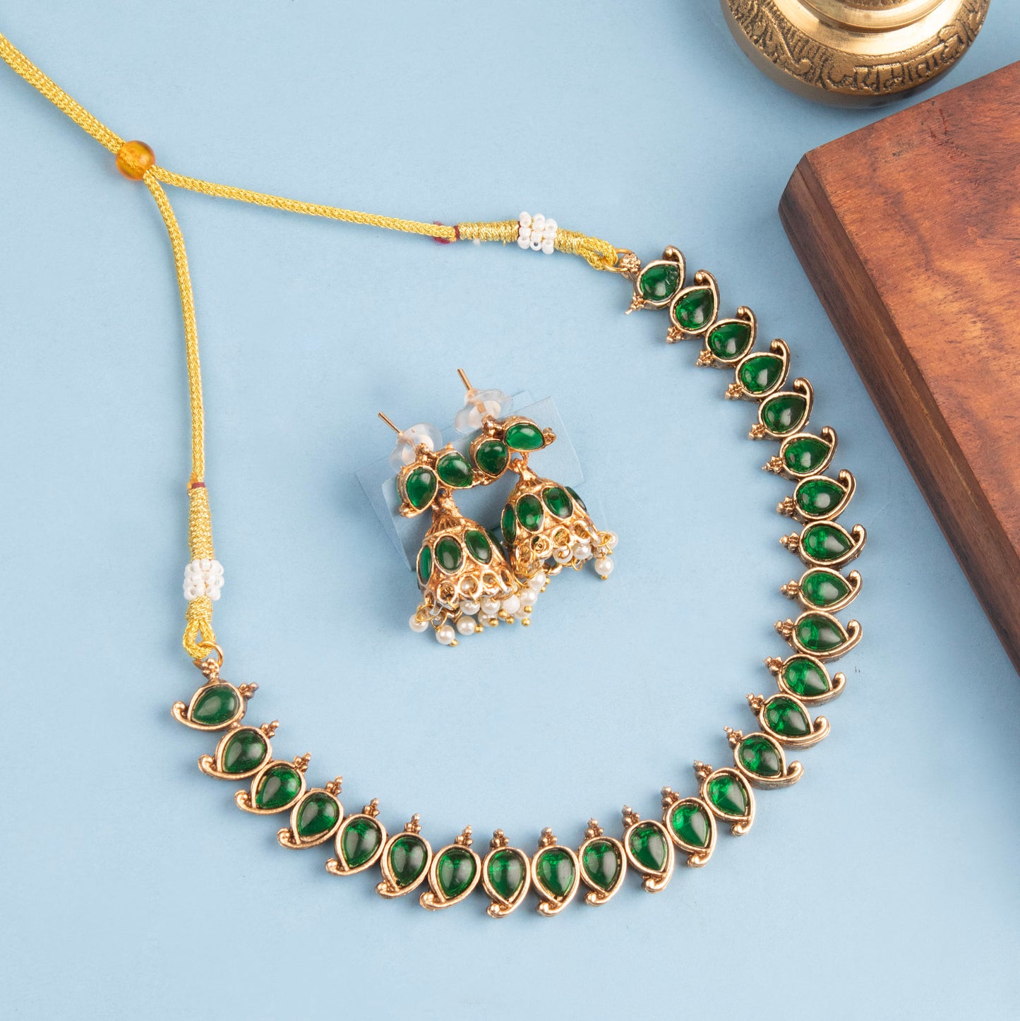 Necklace 810