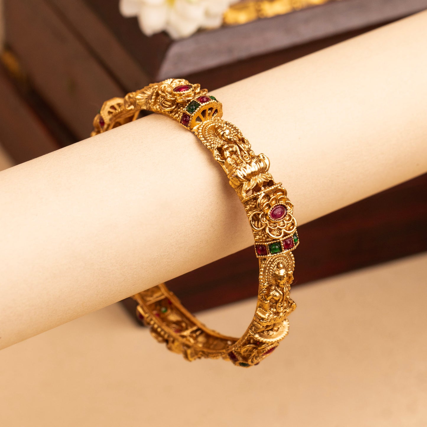Antique Bangle B313