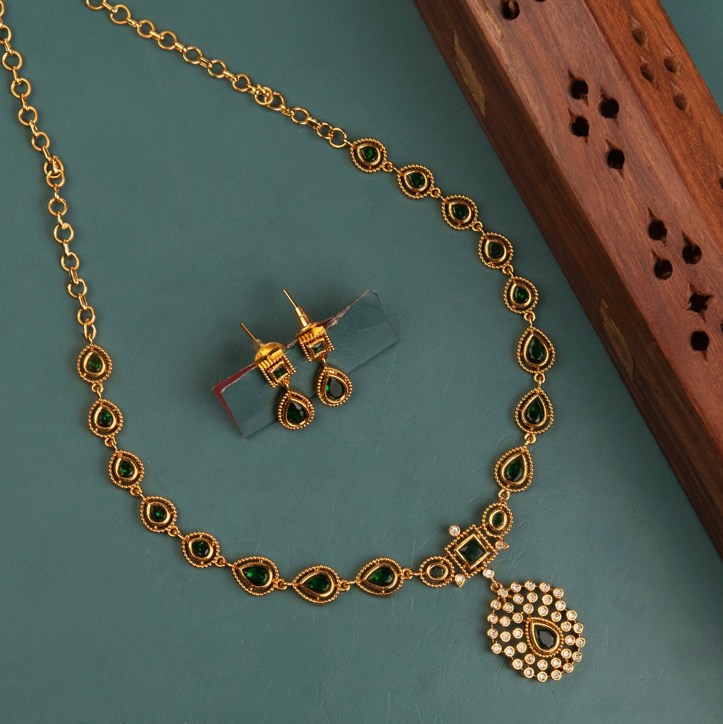 Necklace 385