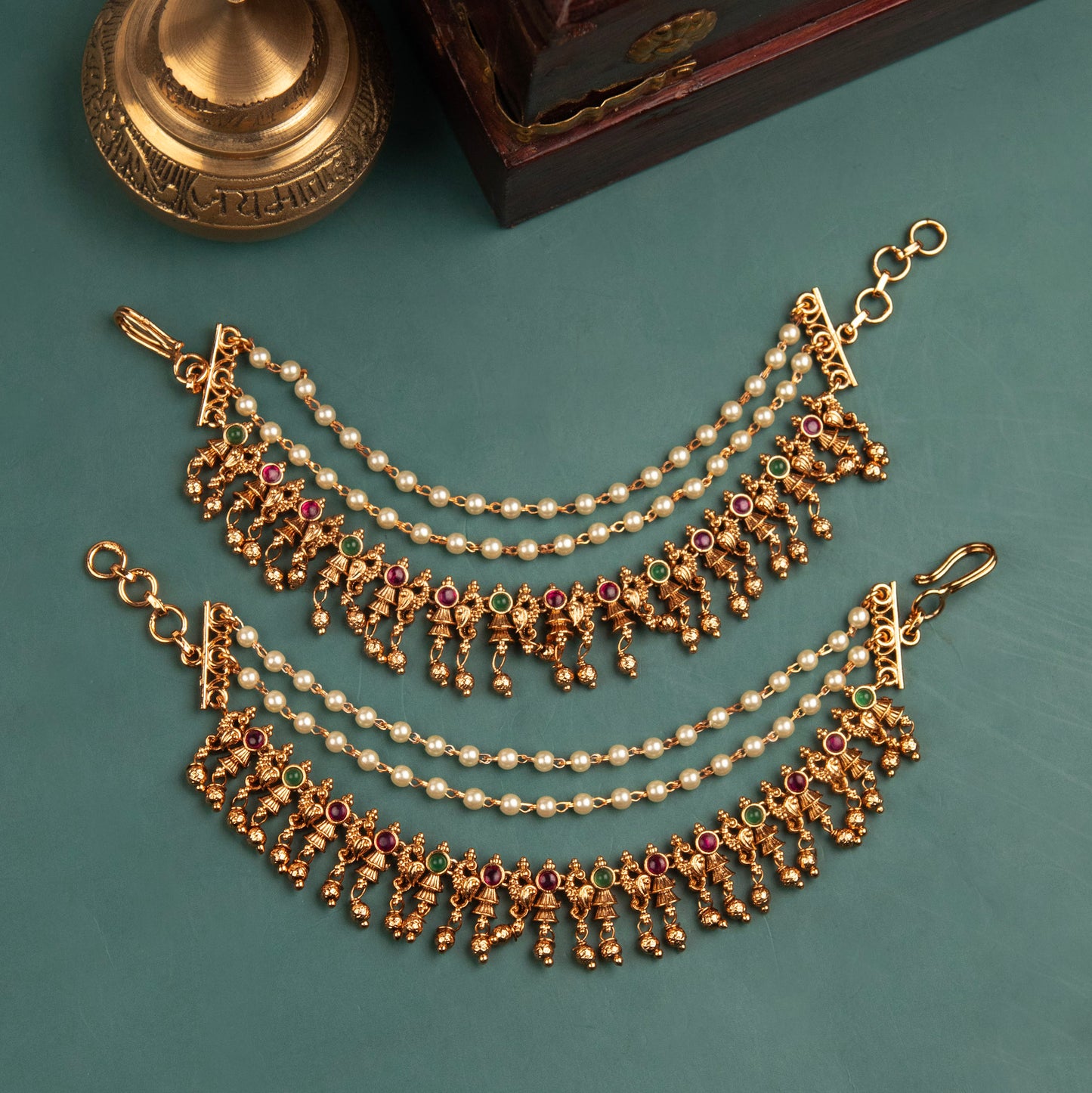 Premium Ear Chain EC20