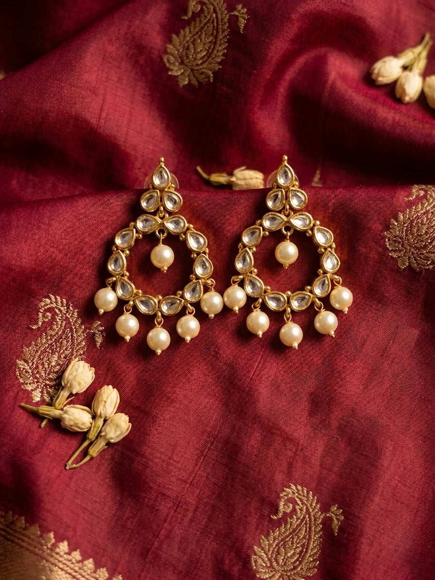 Antique Earrings E1017