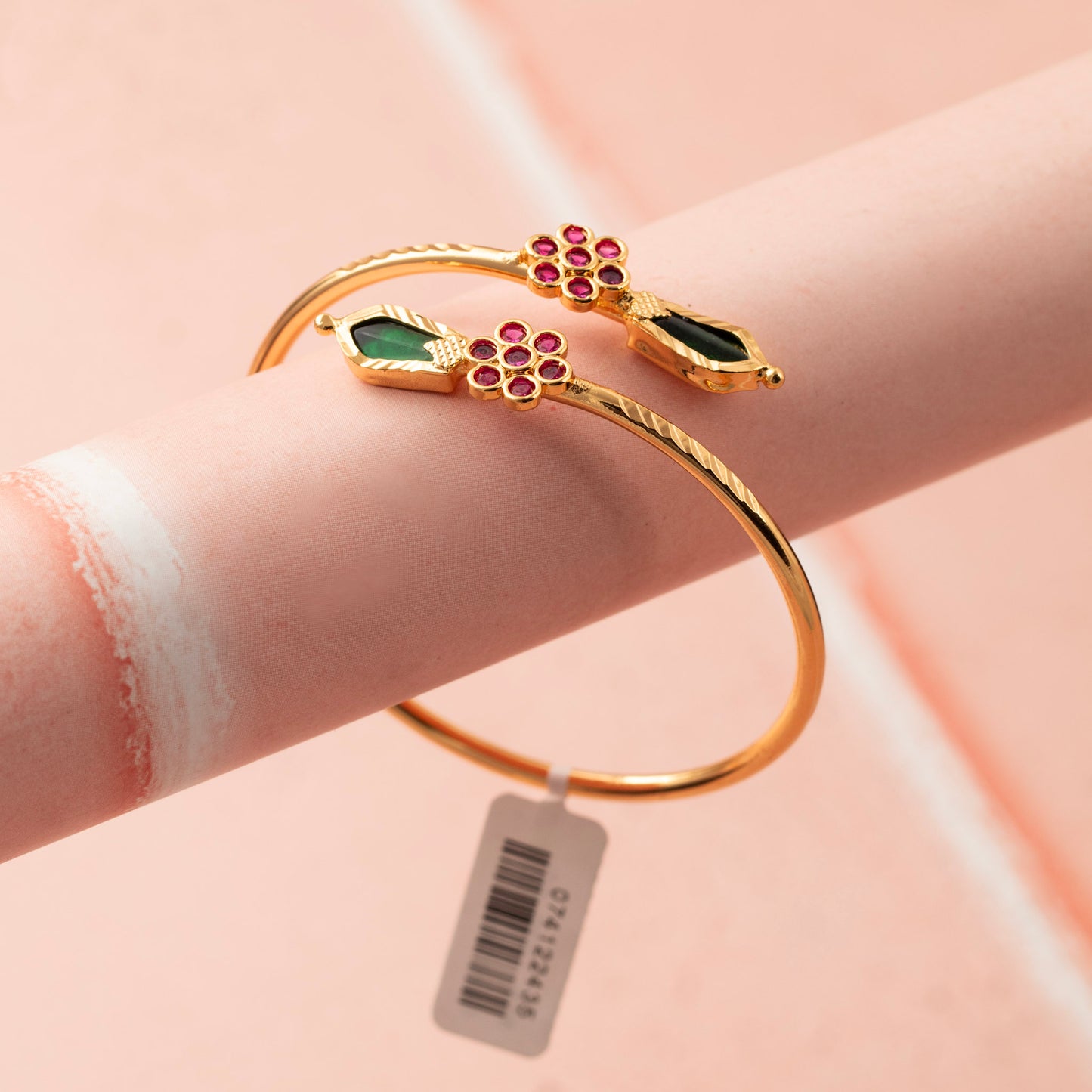 Gold Plated Bangle B102
