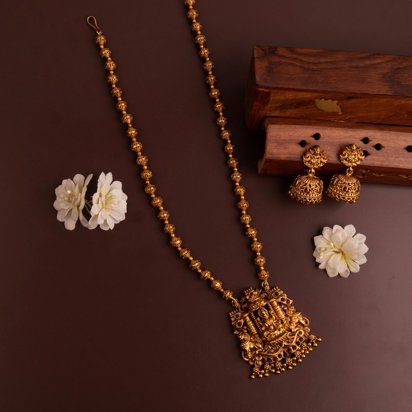 Necklace 649