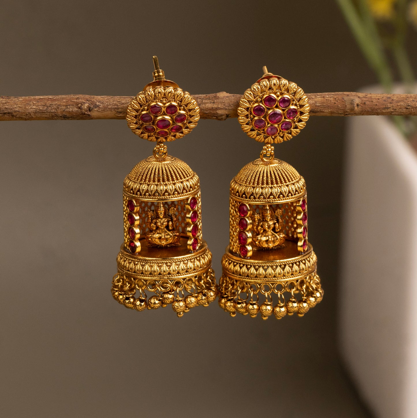 Antique Earrings E223