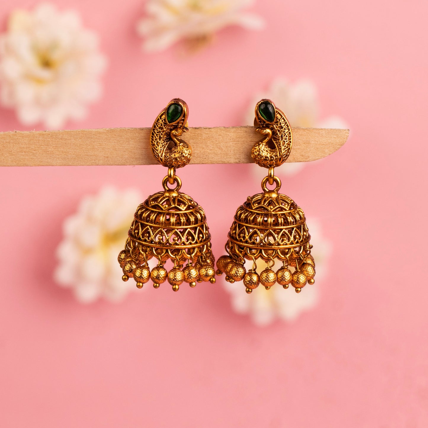 Antique Earrings E058