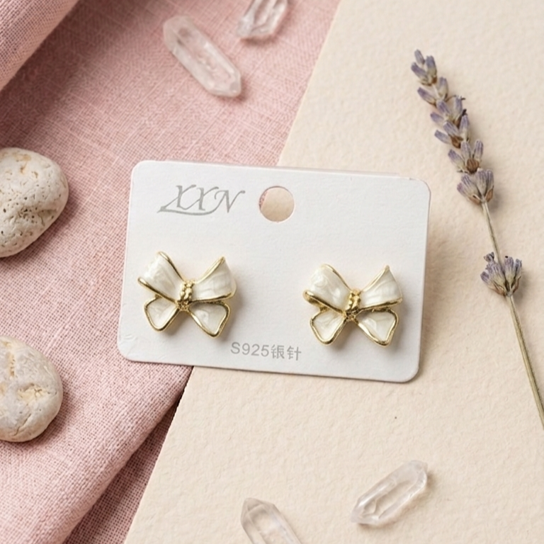 Stud Earrings E1081