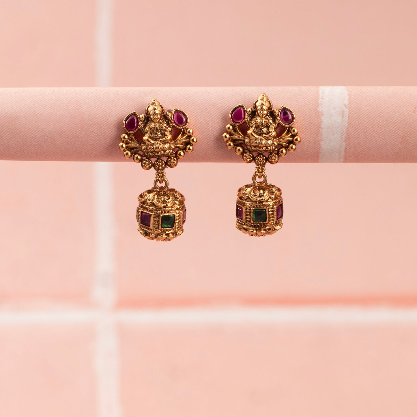 Premium Antique Earrings E412