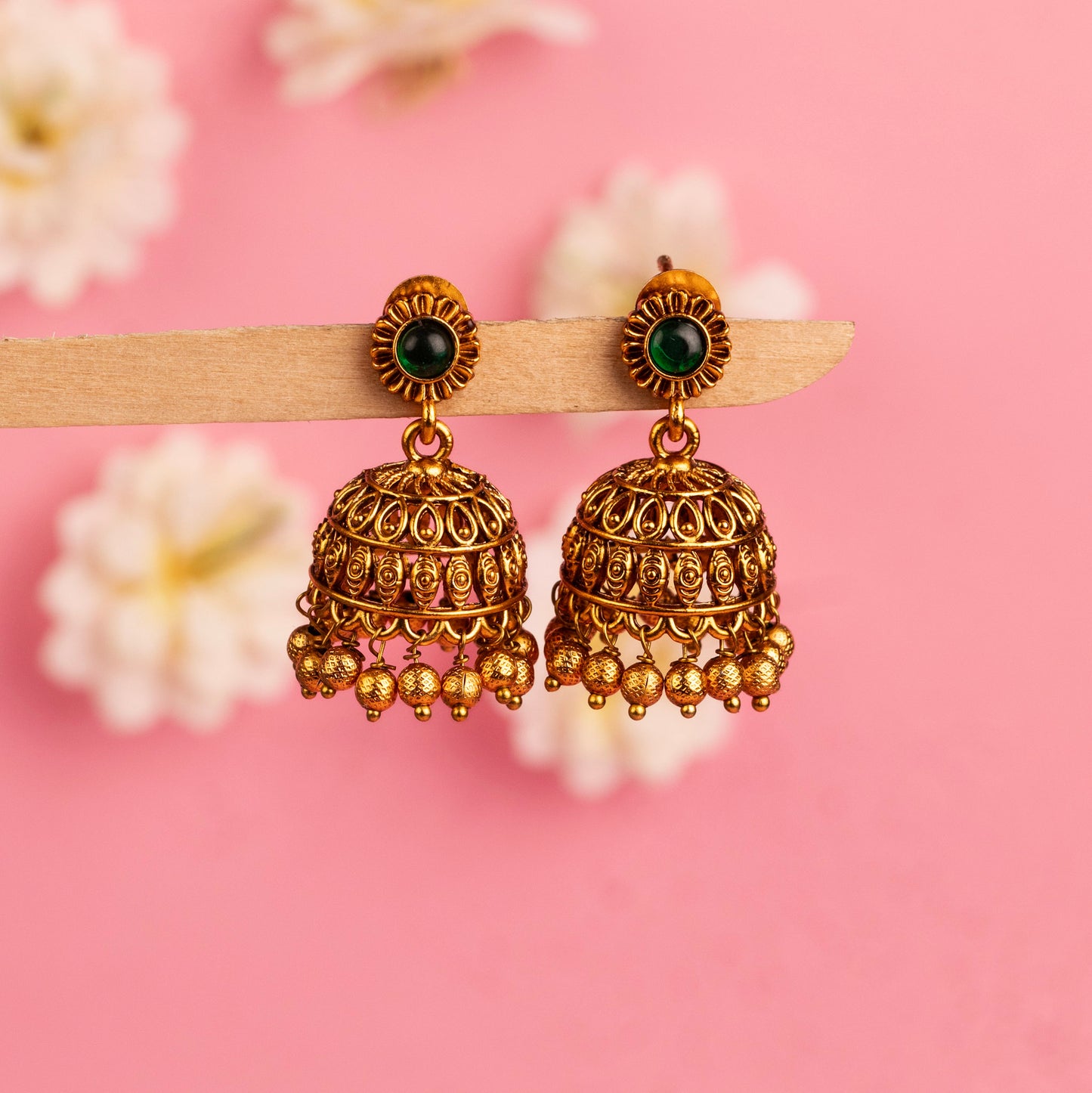Antique Earrings E060