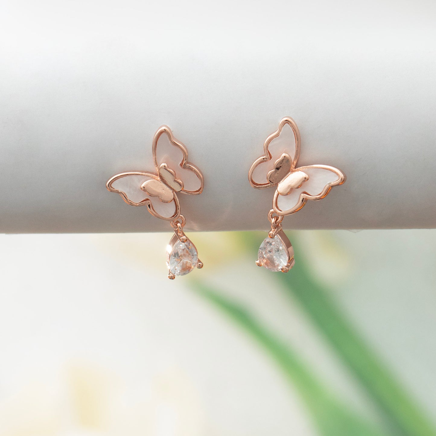 Fancy Earrings E309