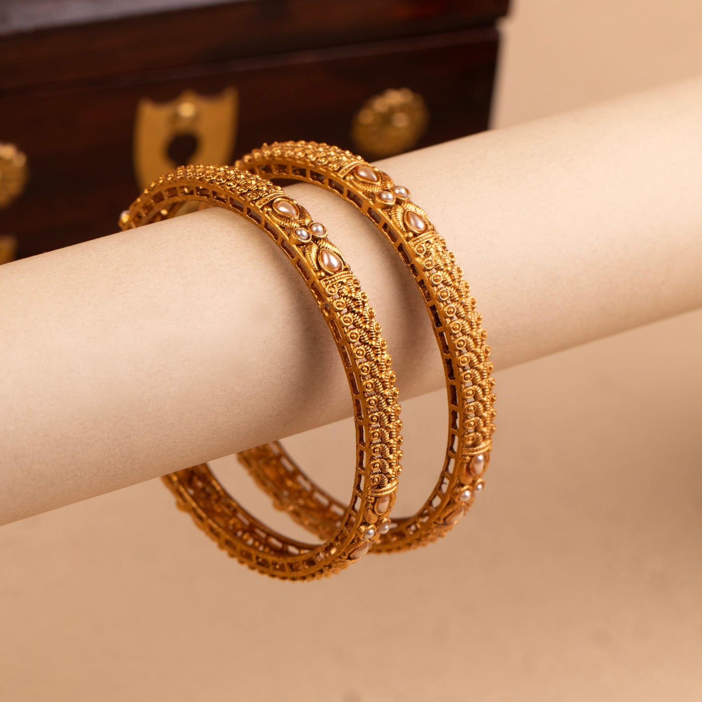 Antique Bangle B331( 2 piece)