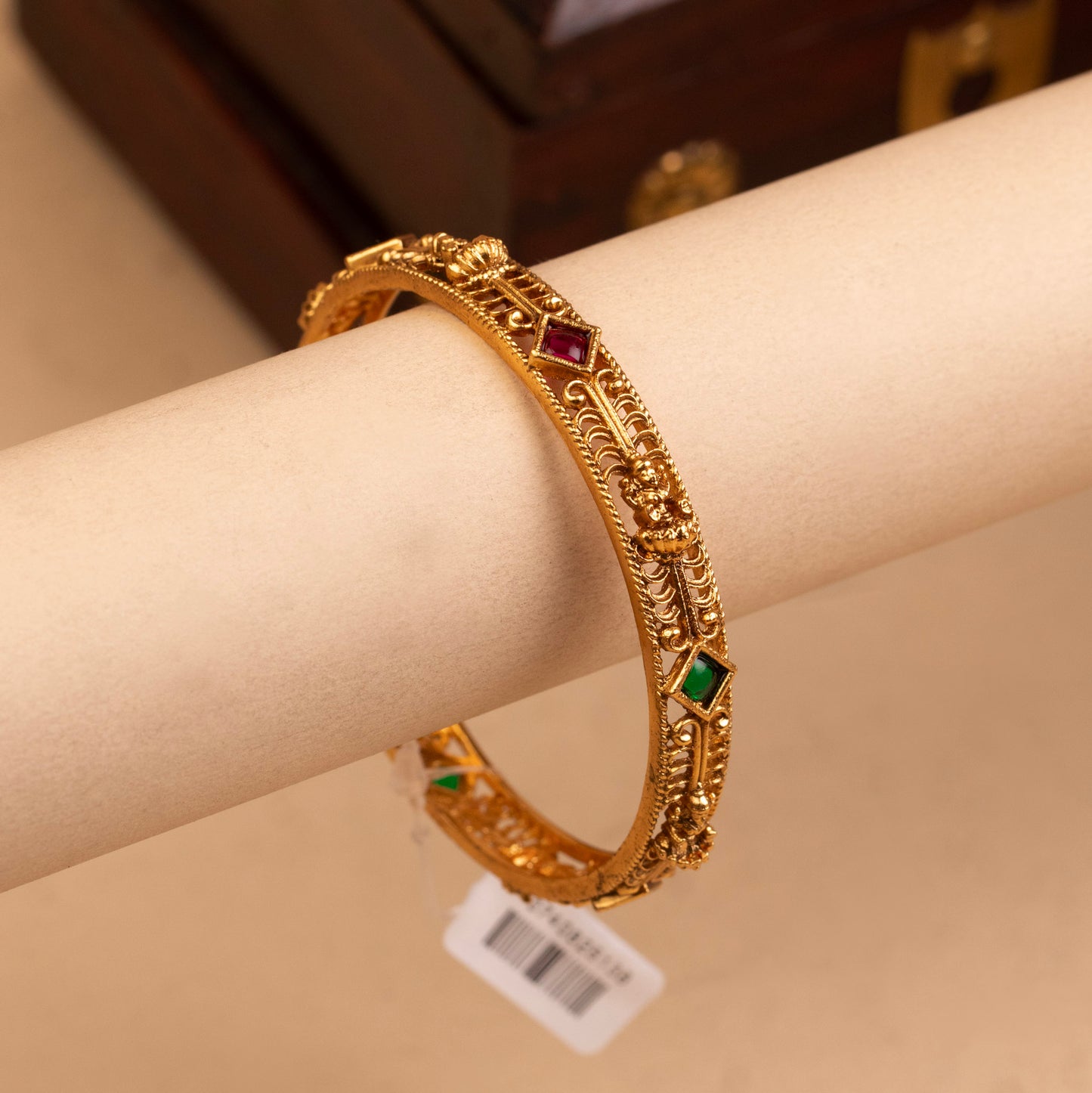 Antique Bangle B384