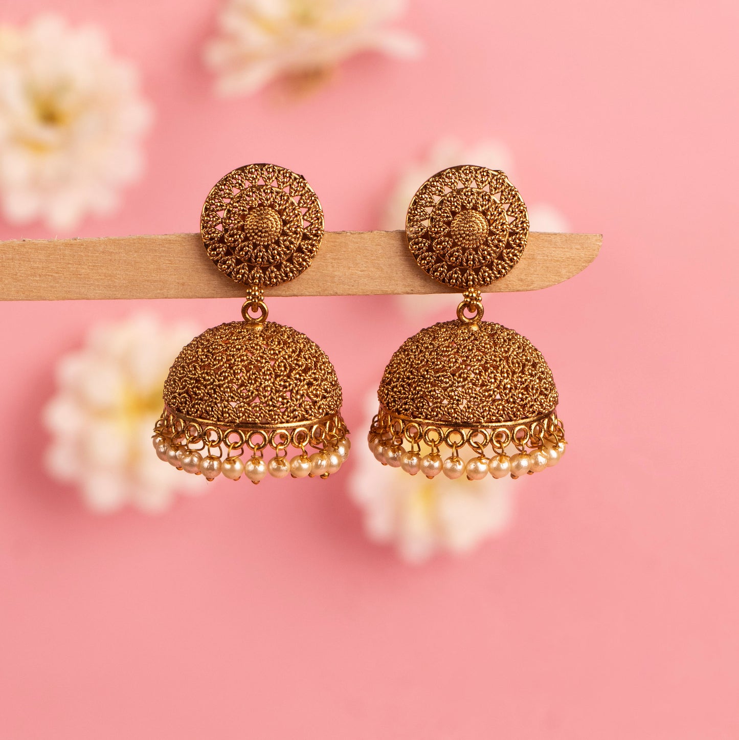 Antique Earrings E069