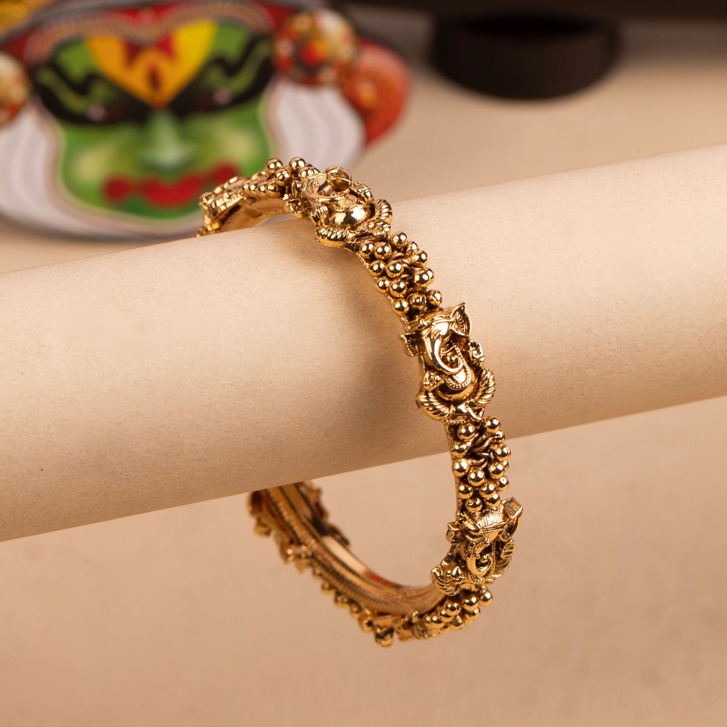 Premium Antique Bangle B422