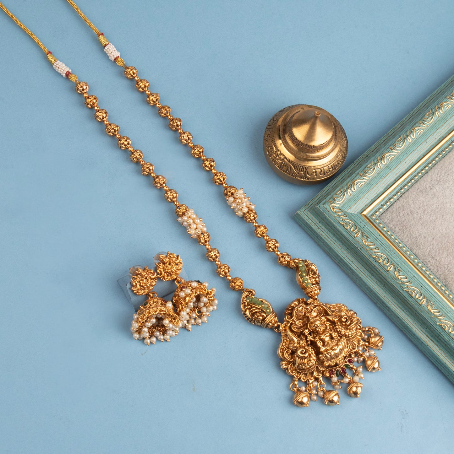 Necklace 825
