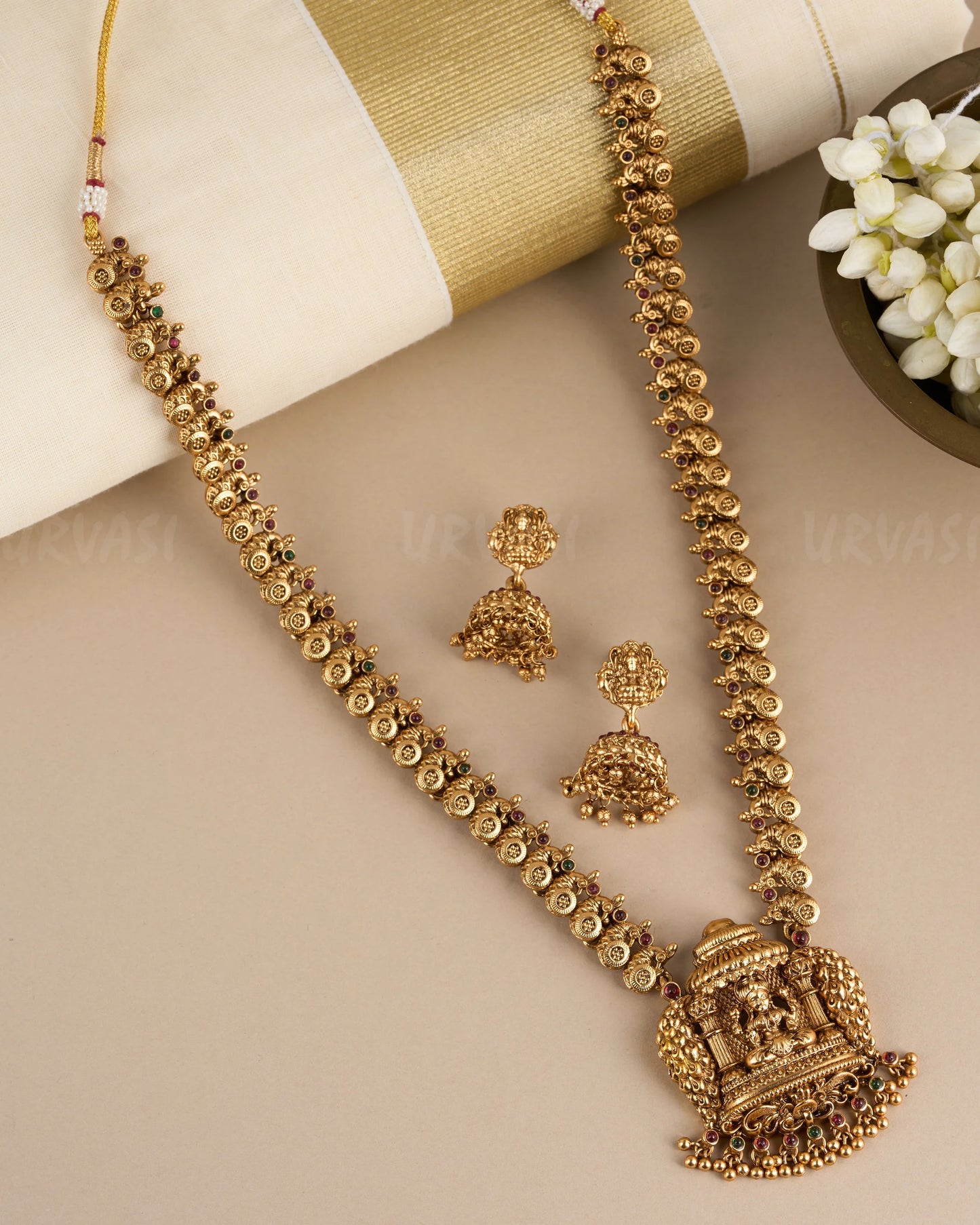 Necklace 063