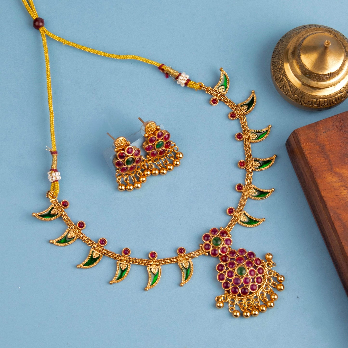 Necklace 812