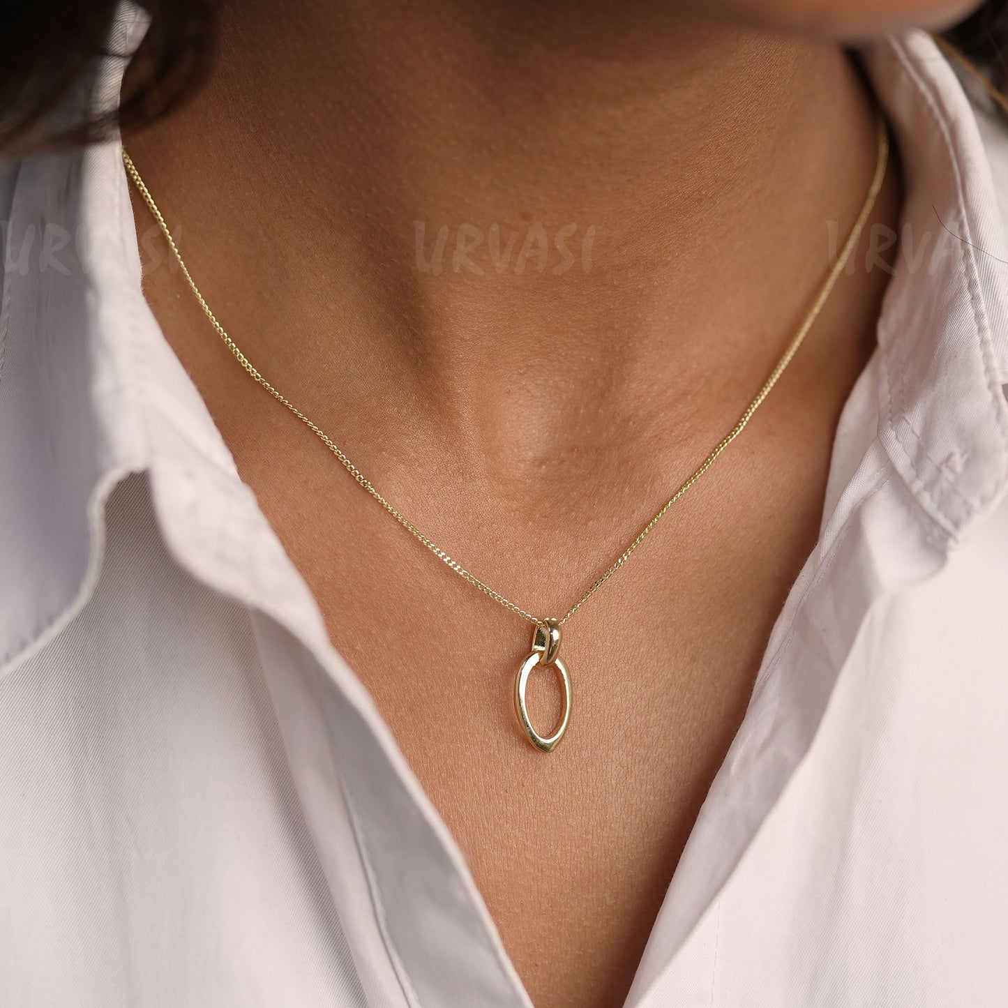 Gold Toned Infinity circle Pendant Simple Chain SC353