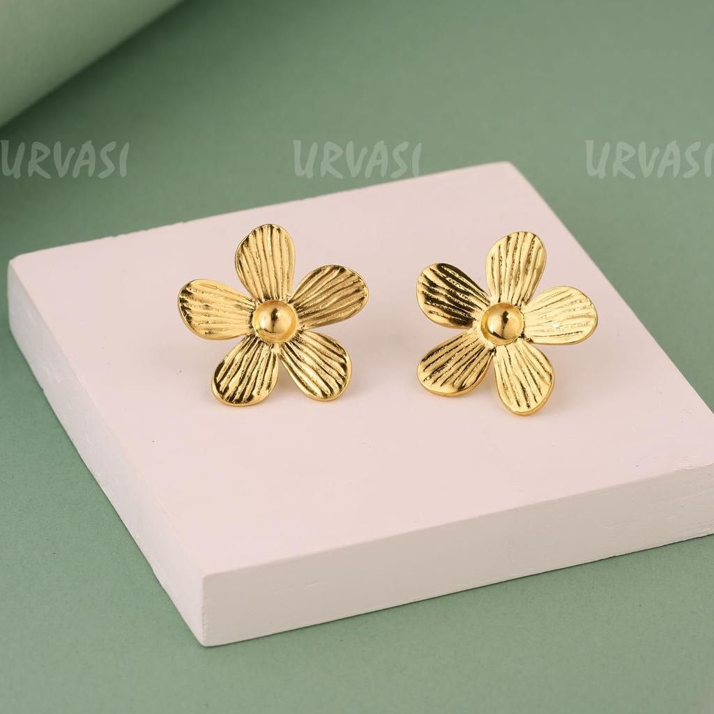 Glossy Gold Floral Statement Earrings E982