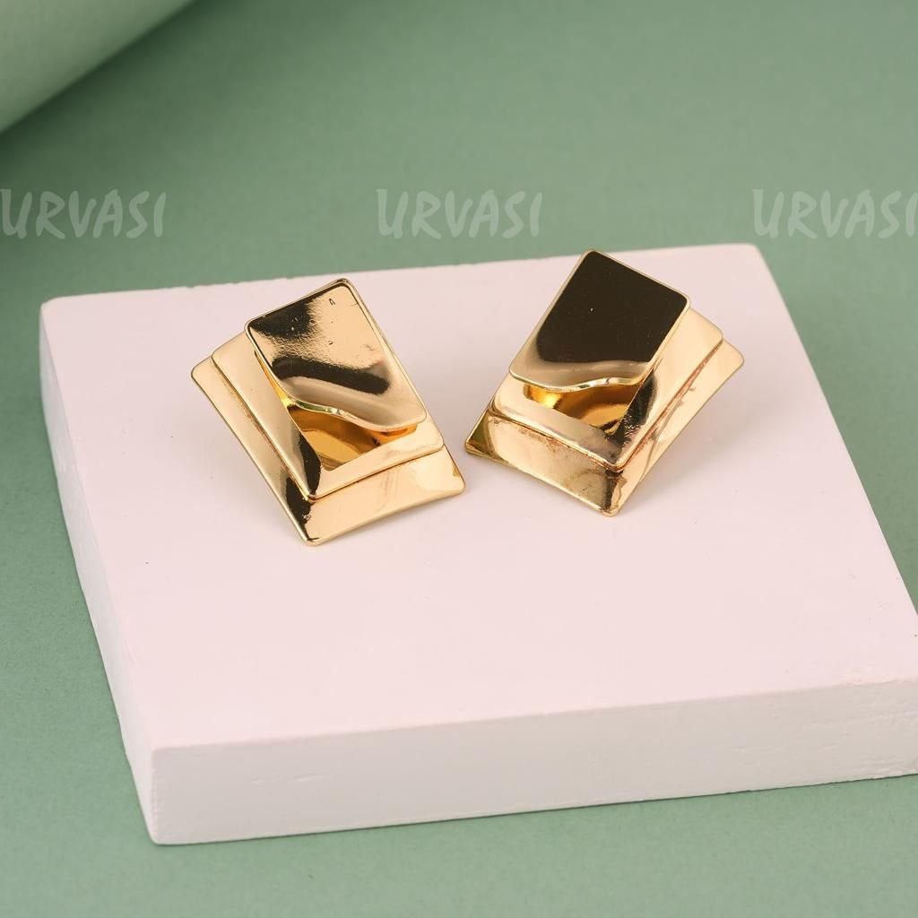 Glossy-Gold Layered Recto Designed Earrings E975