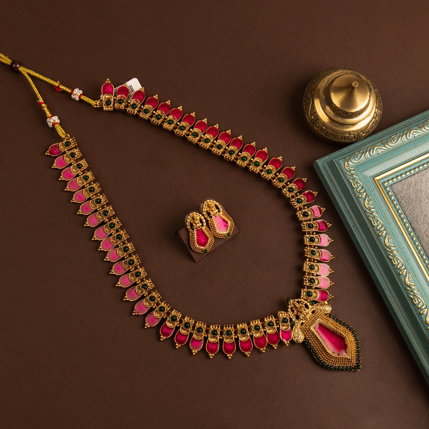 Necklace 680