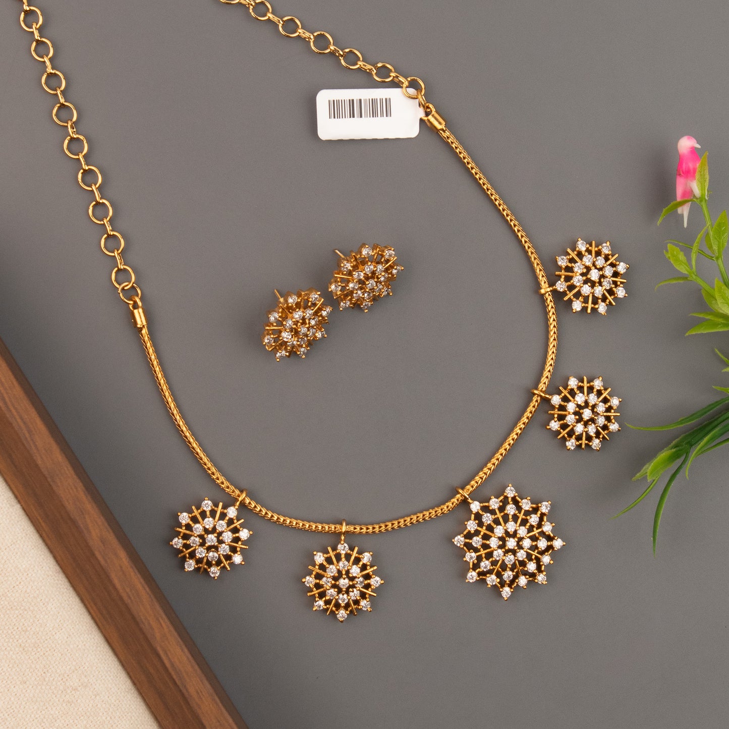 Necklace 256