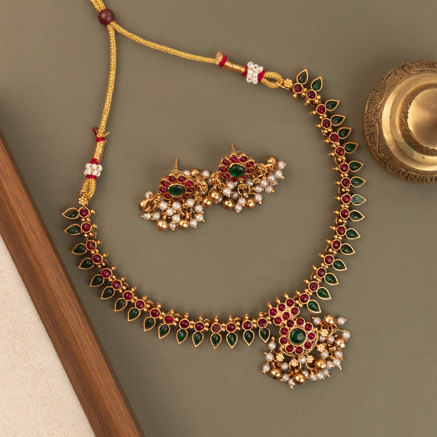 Necklace 988