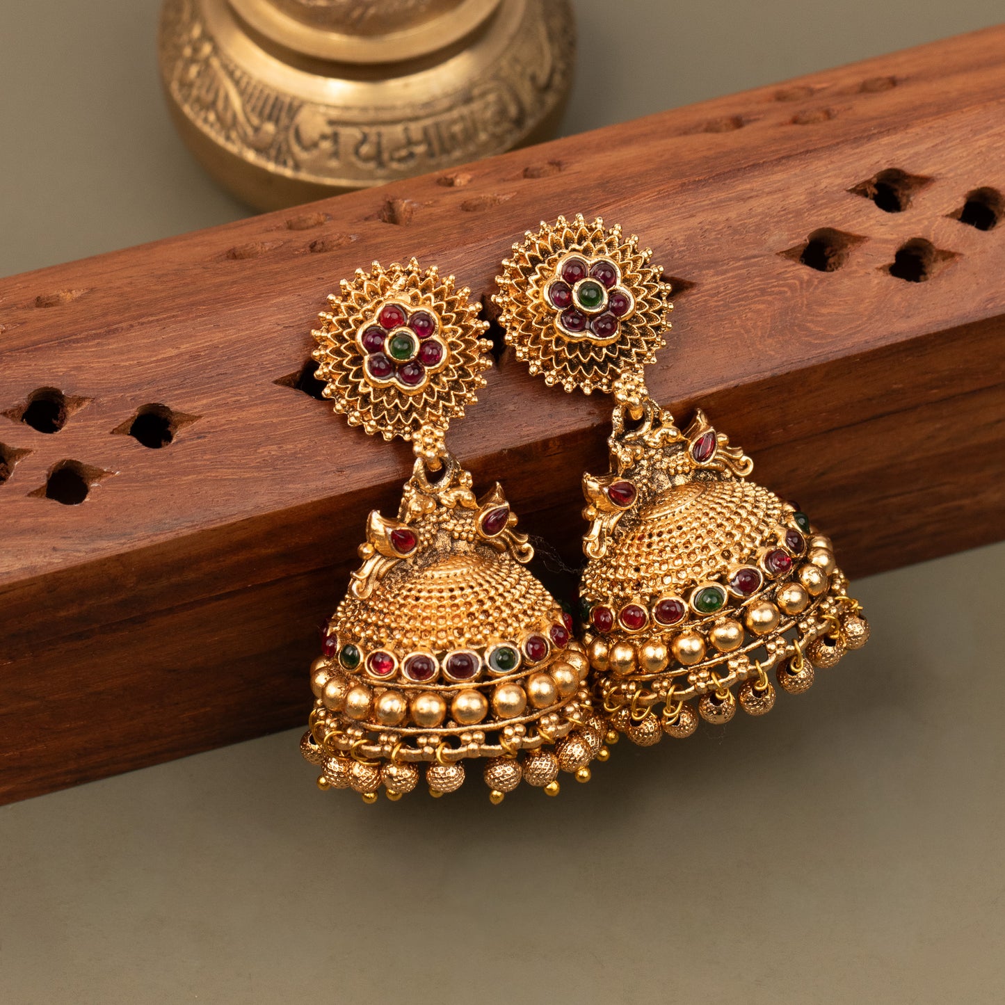 Antique Earrings E1334