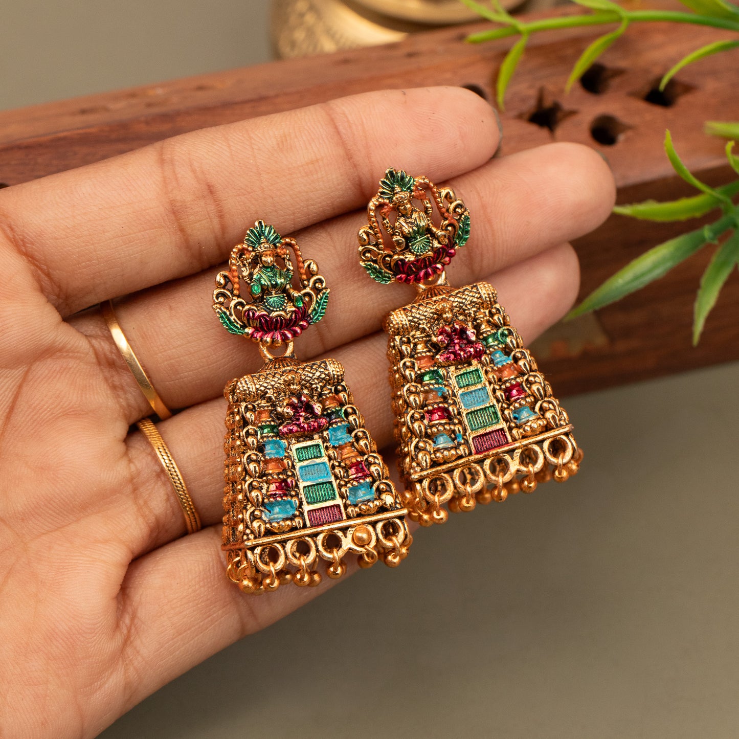 Antique Earrings E1345