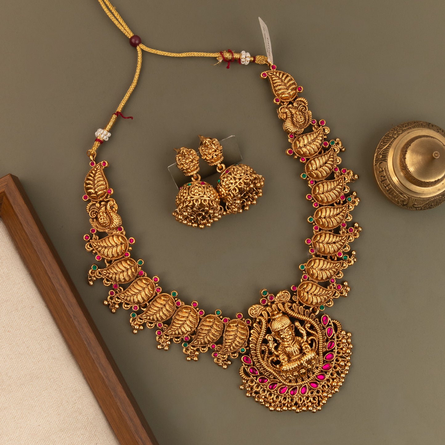 Necklace 877