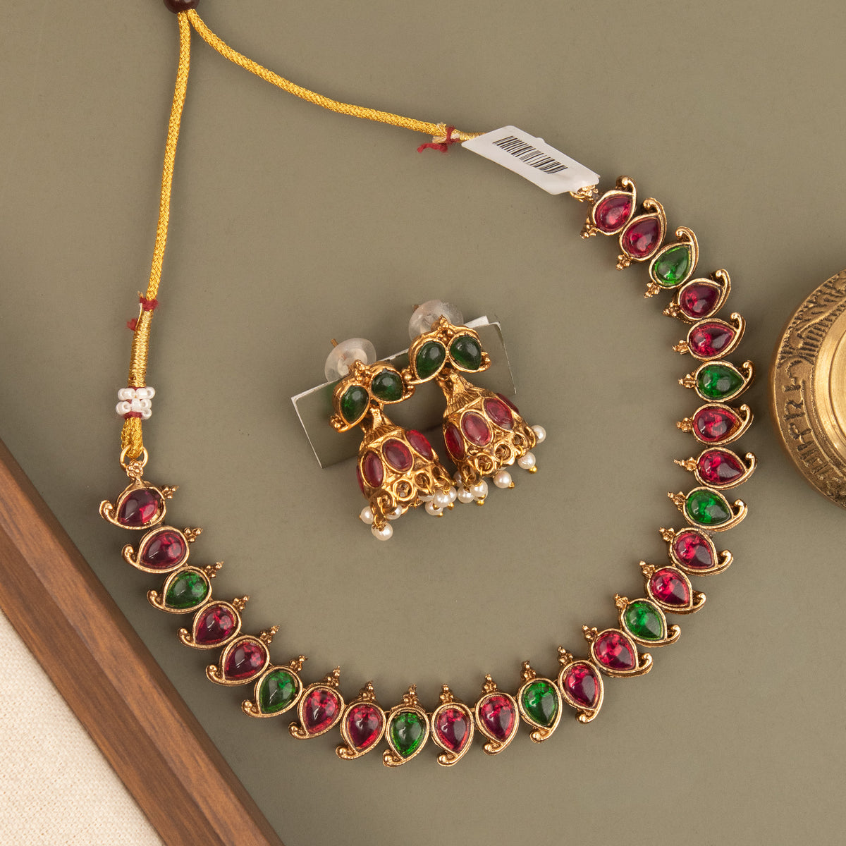 Necklace 810