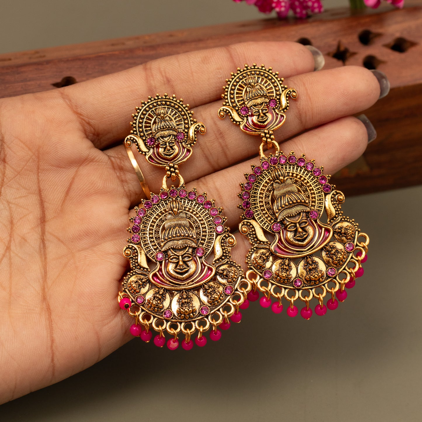 Antique Earrings E1435