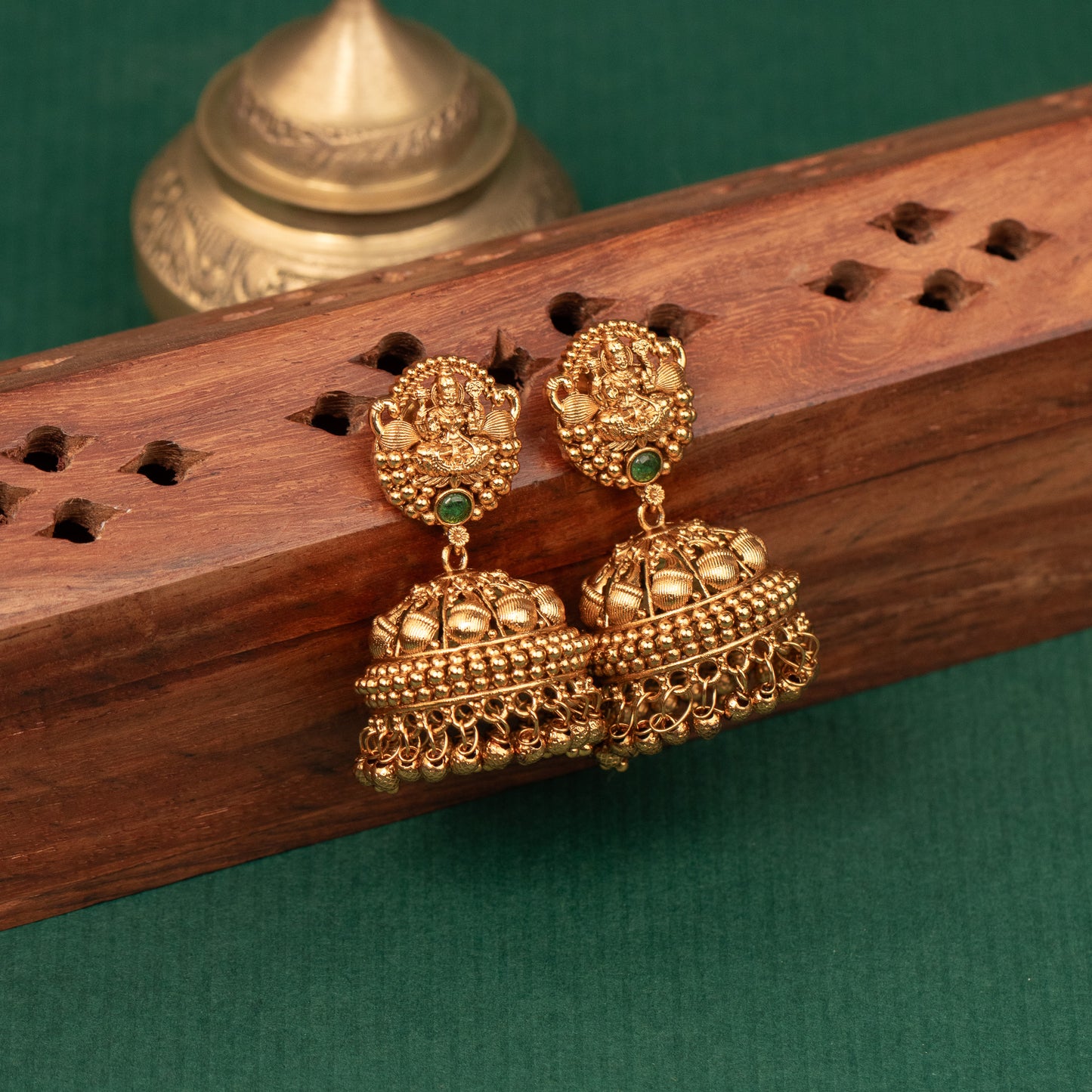 Antique Earrings E1413