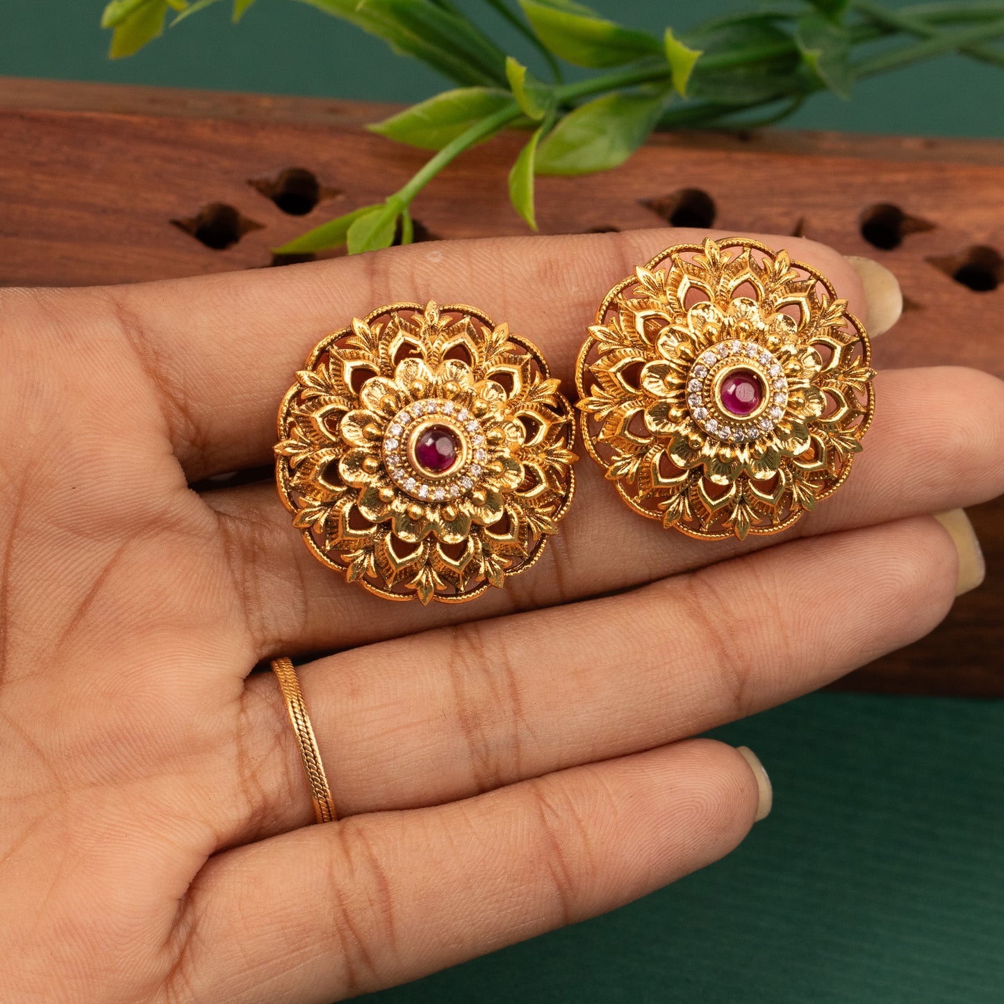 Antique Earrings E1474