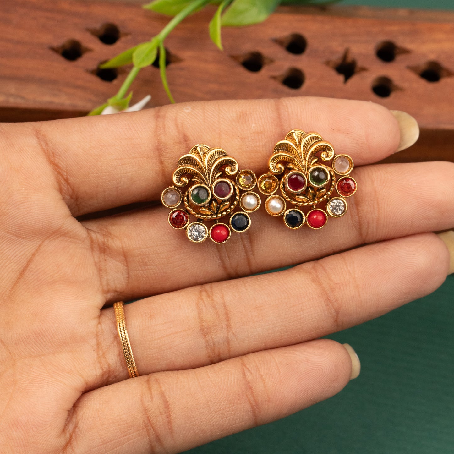 Antique Earrings E1452