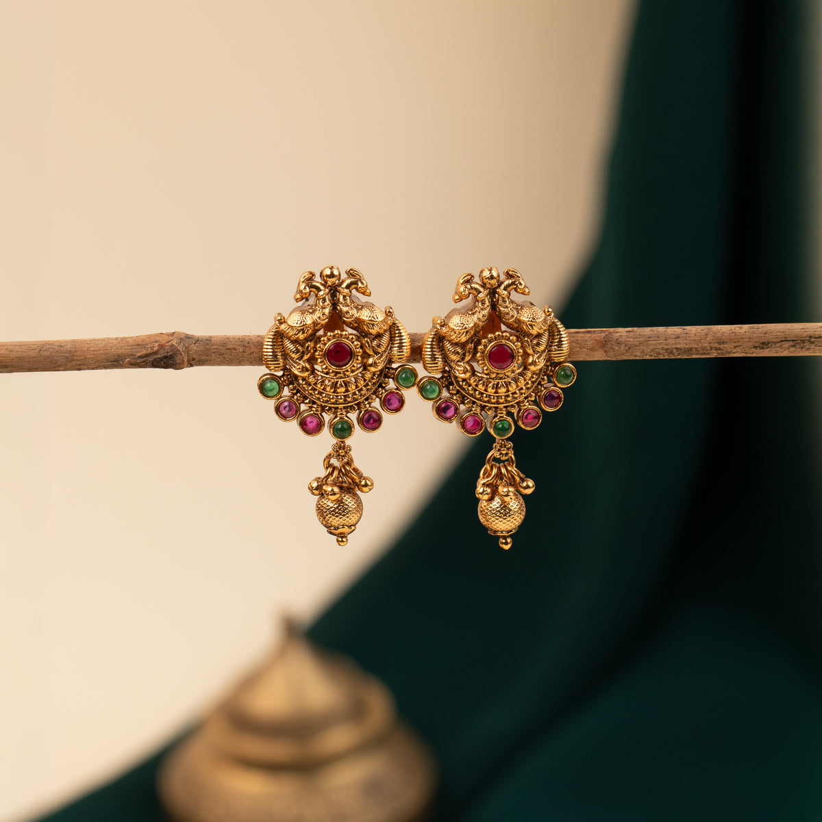 Antique Earrings E1547