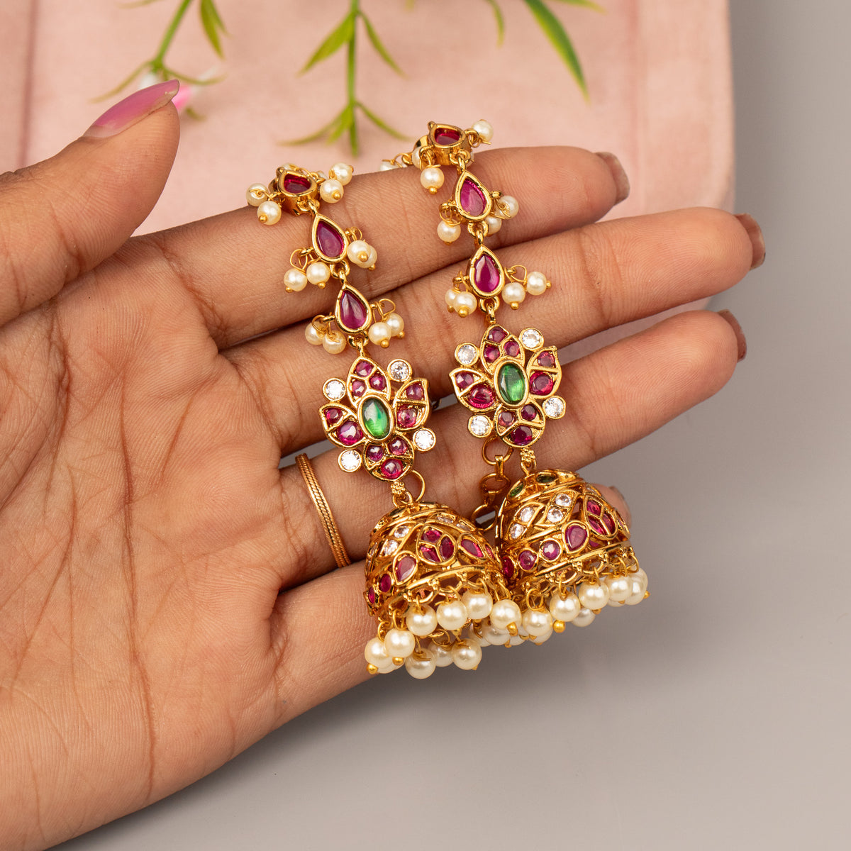 Antique Earrings E1570