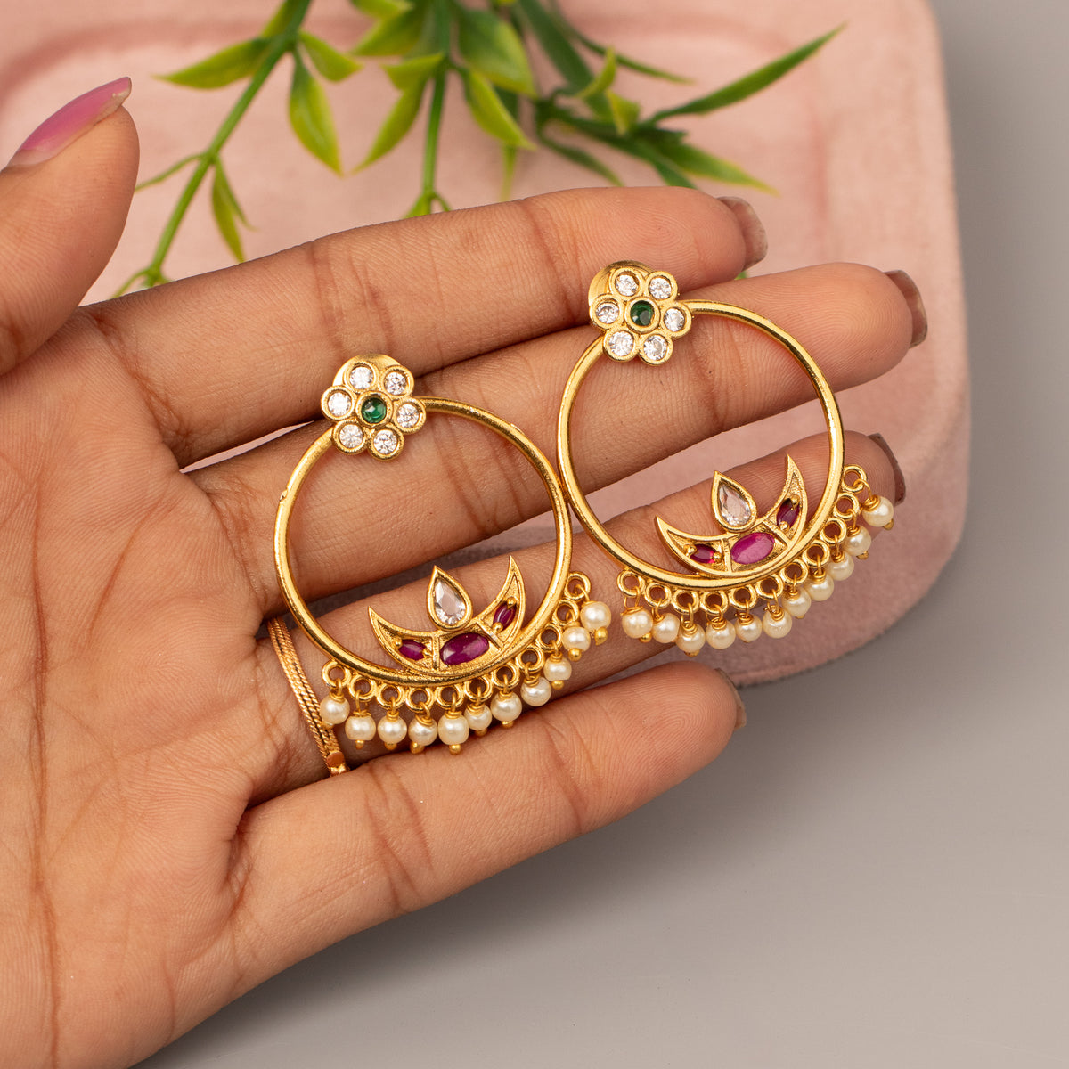 Antique Earrings E1591