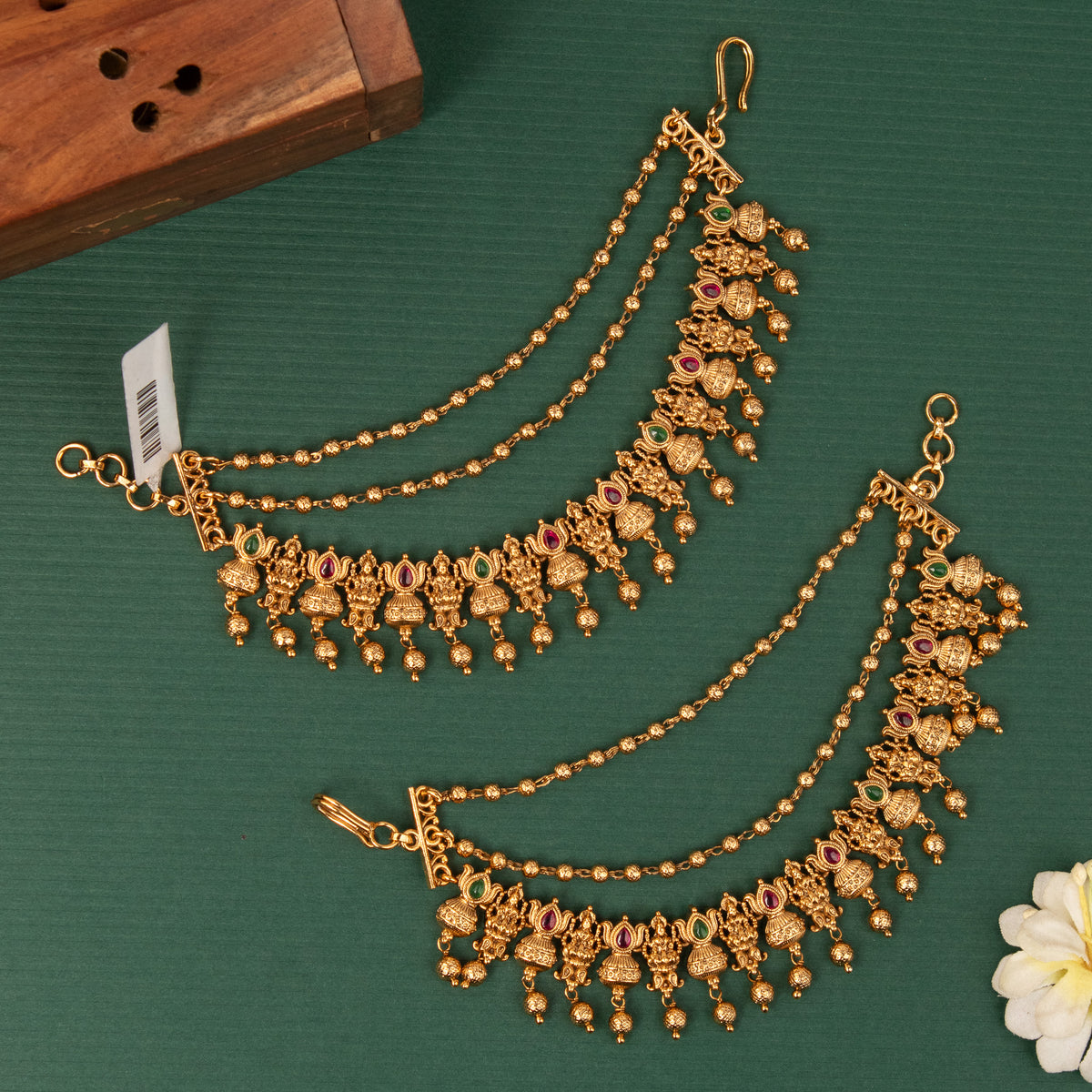 Premium Ear Chain EC131