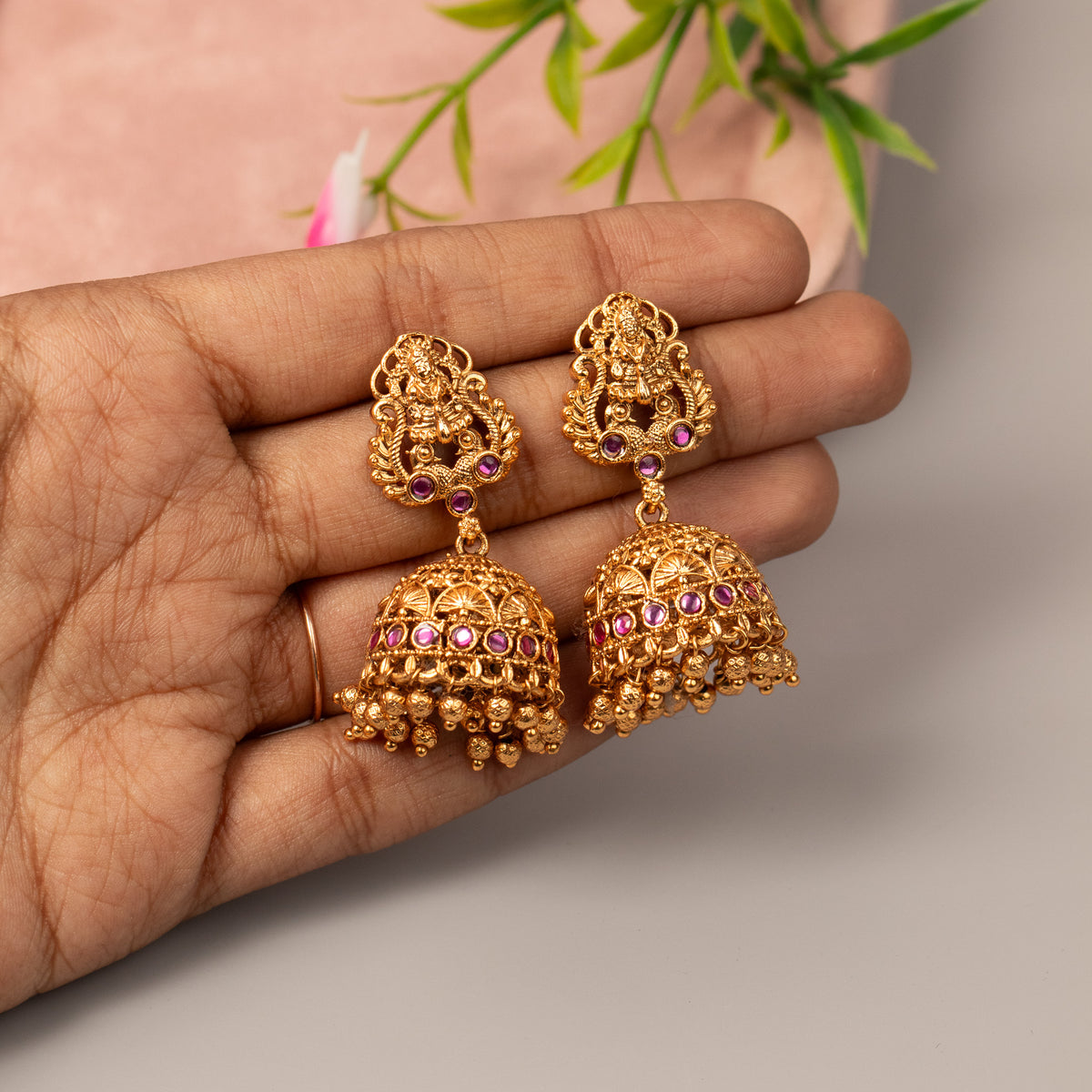 Antique Earrings E1673