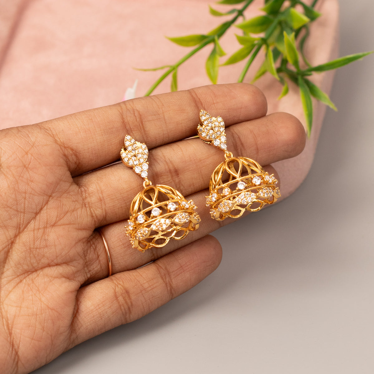 Antique Earrings E1664