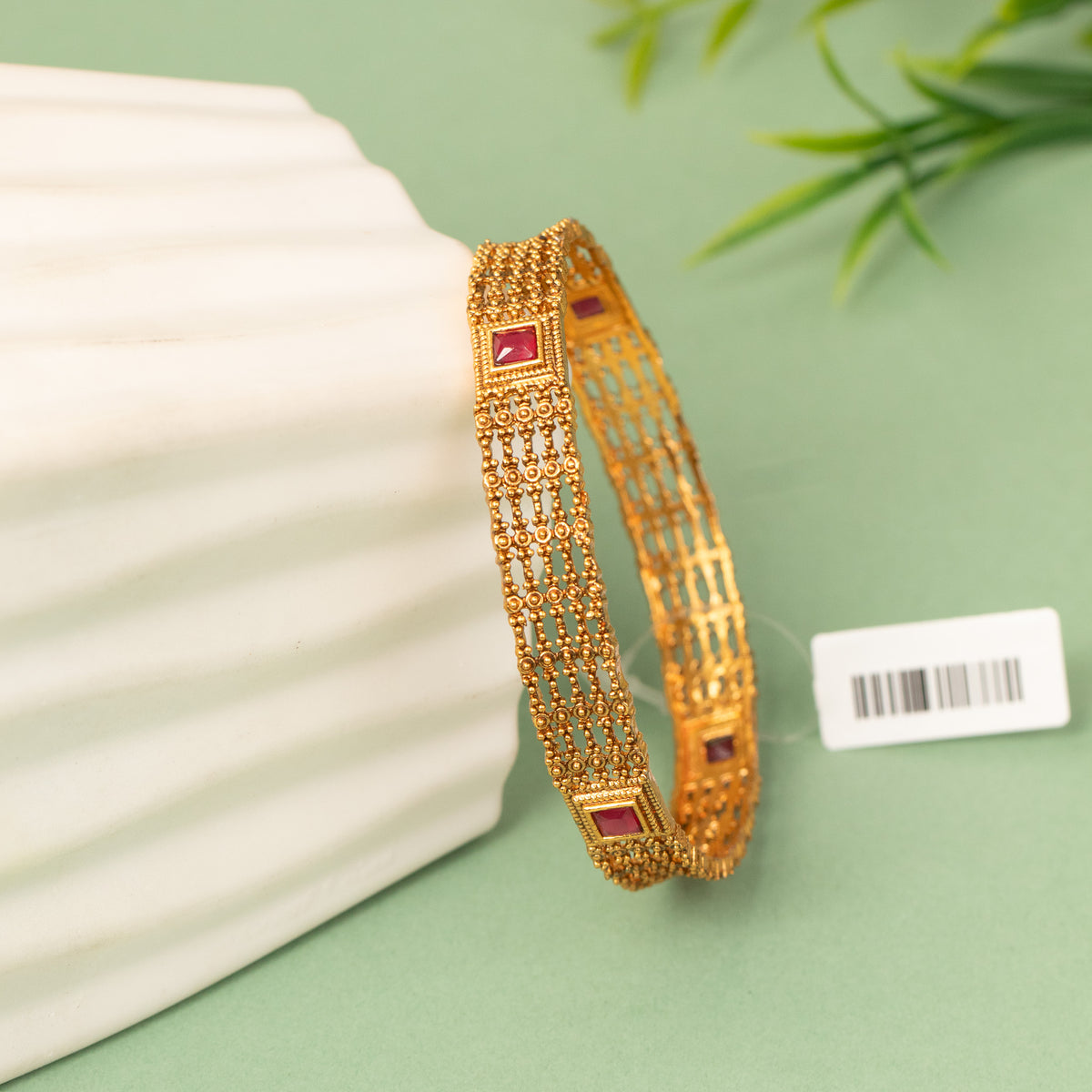 Antique Bangle B667