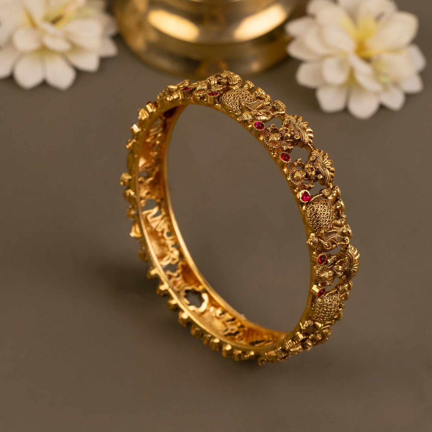 Antique Bangle B538